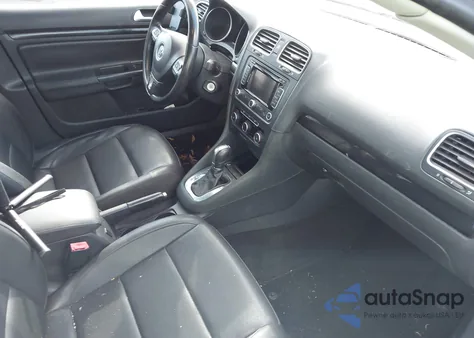 2014 Volkswagen Jetta Sportwagen 2.0L Tdi z USA, uszkodzony, nr VIN 3VWPL7AJ5EM621077